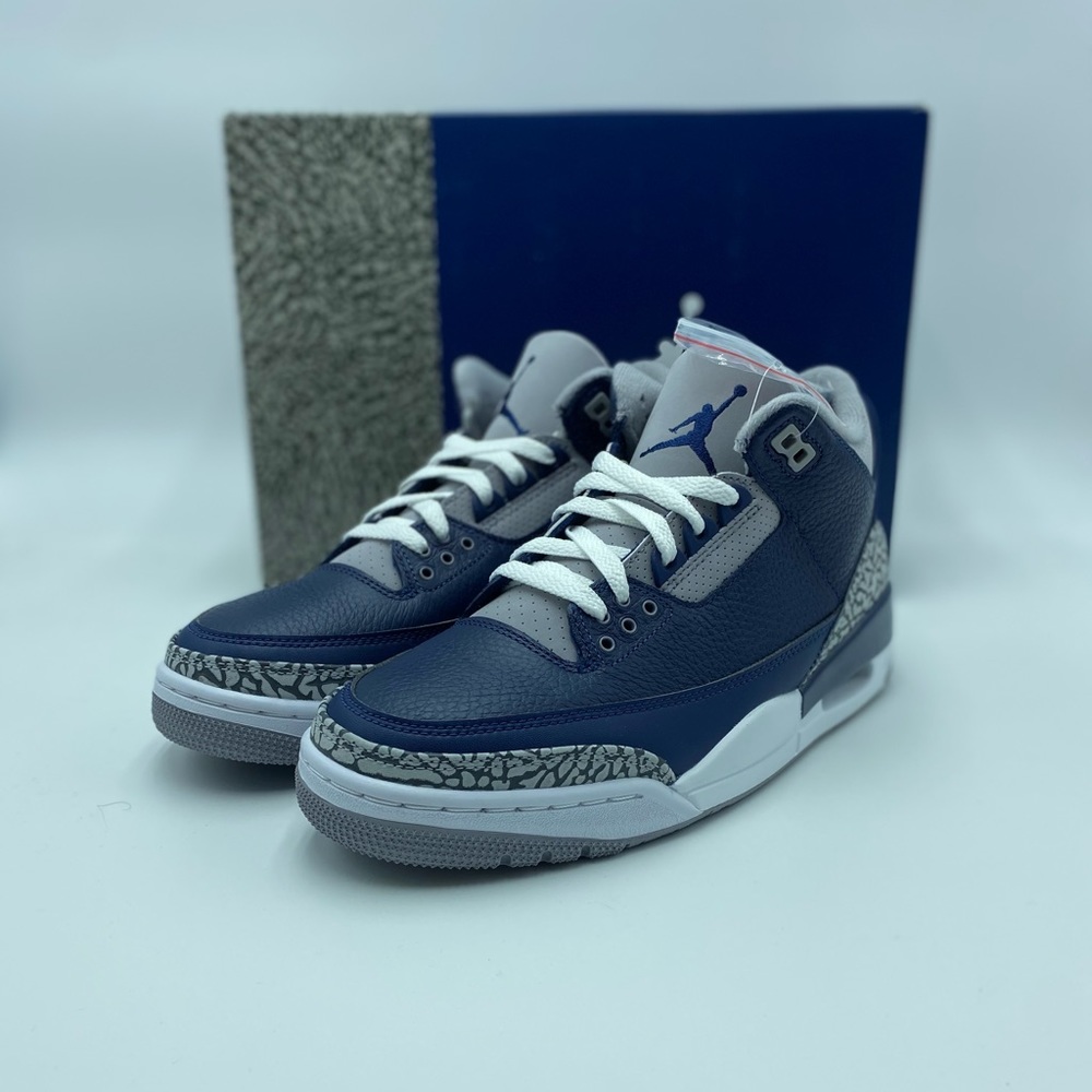 Air Jordan retro 3 “Midnight Navy”